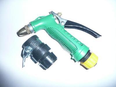 專業洗車工具指南 洗車水管、水管支架及噴槍用品選購與推薦